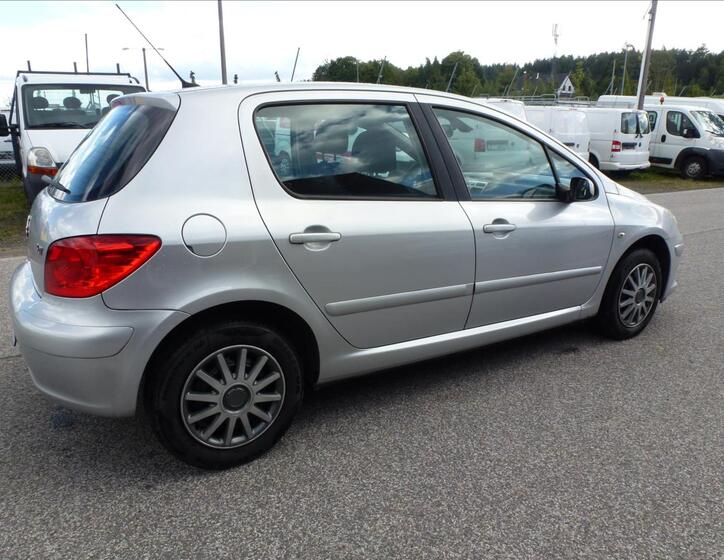 Peugeot 307 8