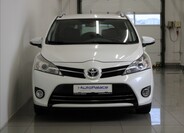 Toyota Verso 2