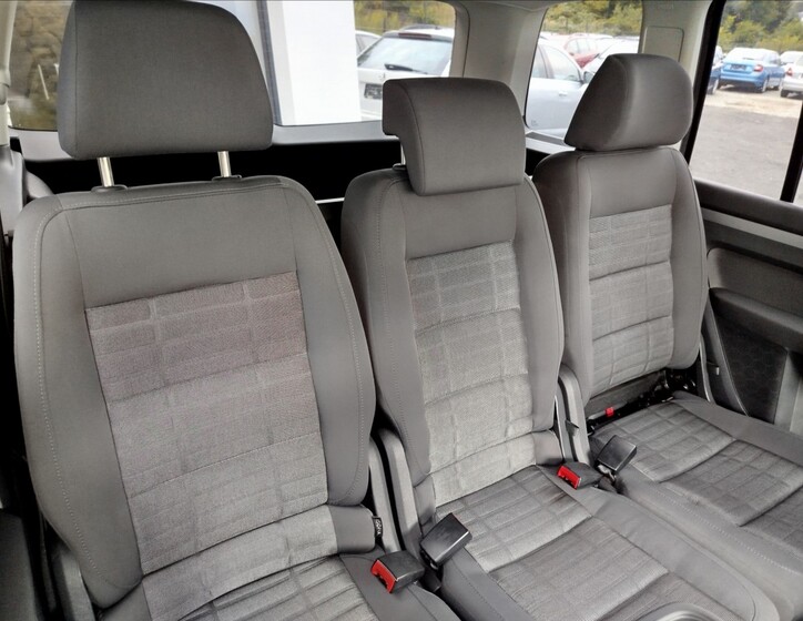 Volkswagen Touran 31