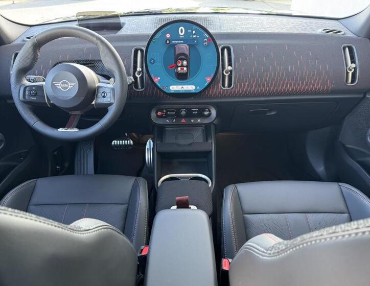 Mini Countryman 8