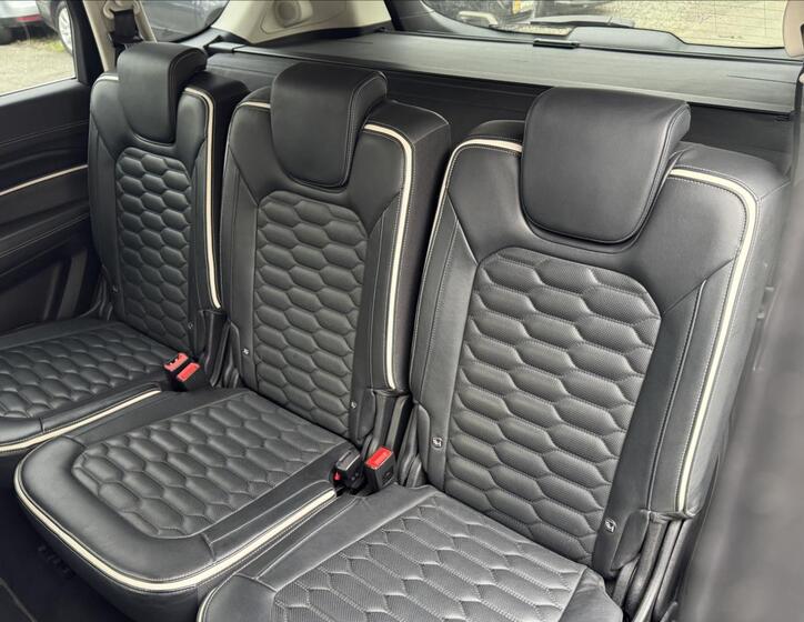 Ford S-MAX 37