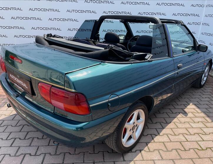 Ford Escort 17