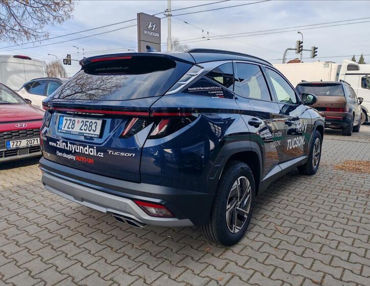 Hyundai Tucson 4