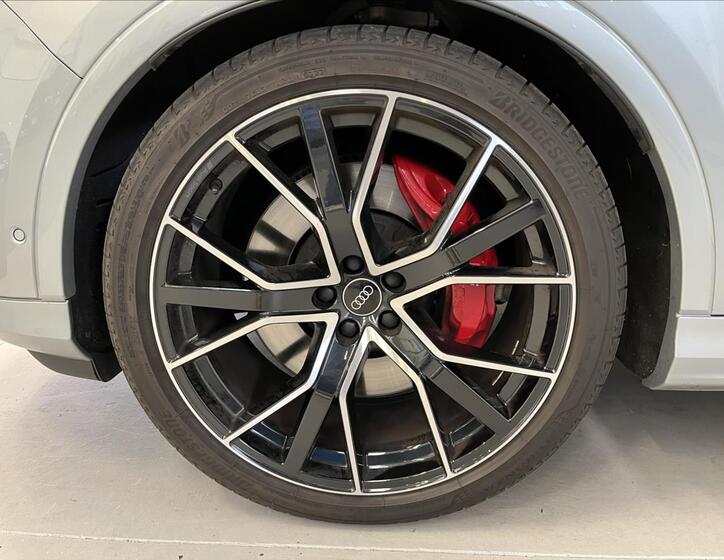 Audi SQ7 34