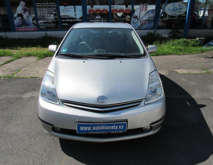 Toyota Prius 2