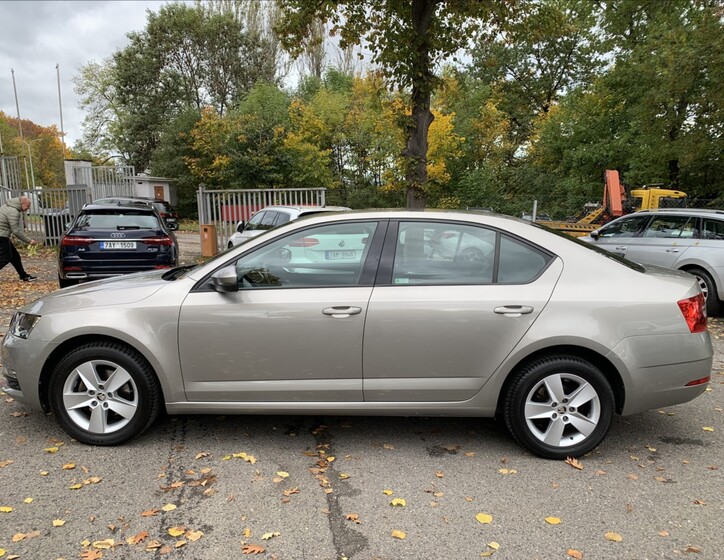 Škoda Octavia 8
