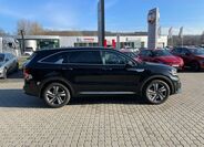 KIA Sorento 8