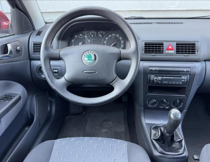 Škoda Octavia 28