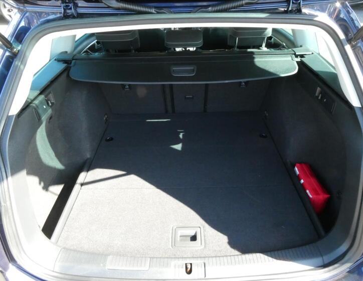 Volkswagen Golf 20
