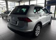 Volkswagen Tiguan 6