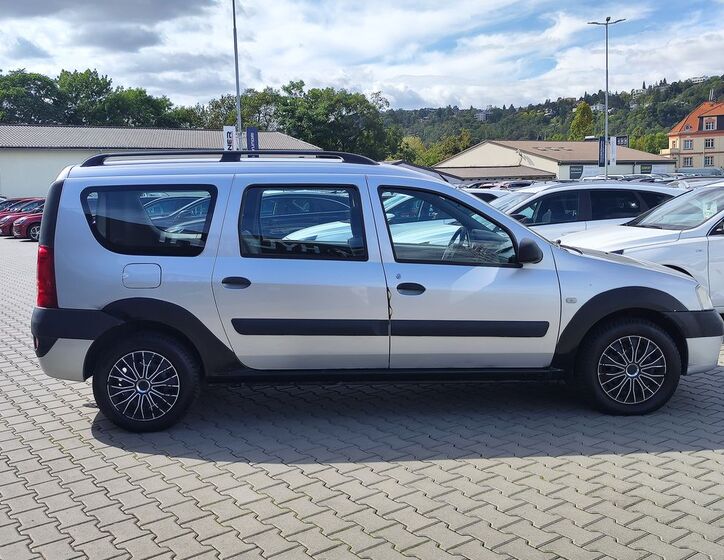 Dacia Logan 4