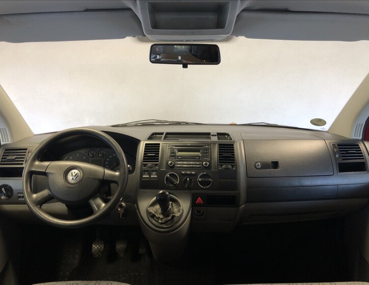 Volkswagen Caravelle 12
