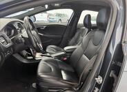 Volvo V40 16
