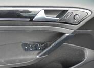 Volkswagen Golf 9