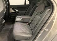 BMW i7 8