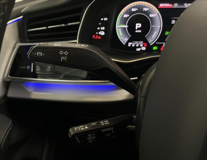 Audi Q7 21