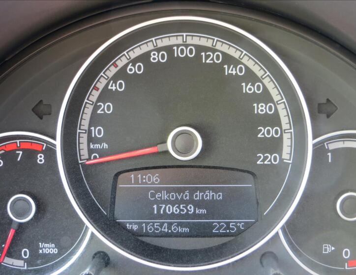Volkswagen up! 17