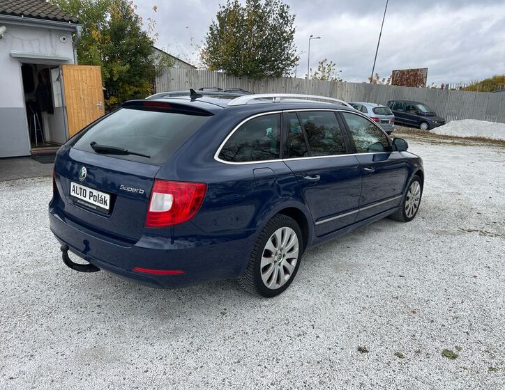 Škoda Superb 8