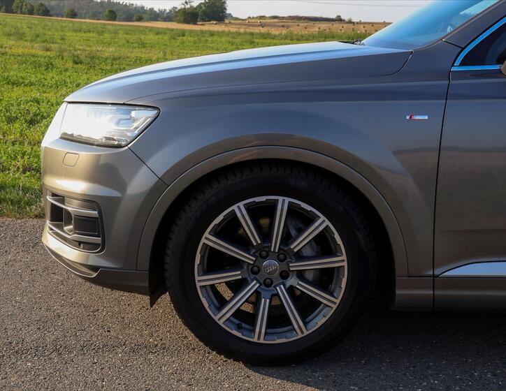 Audi Q7 38