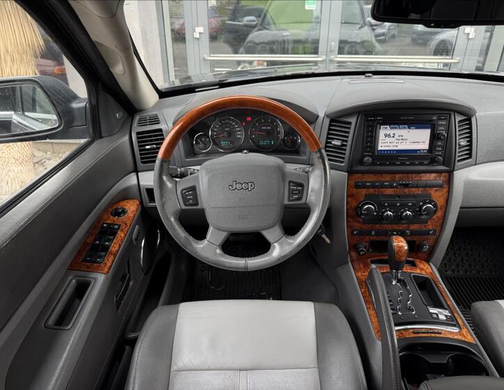 Jeep Grand Cherokee 17