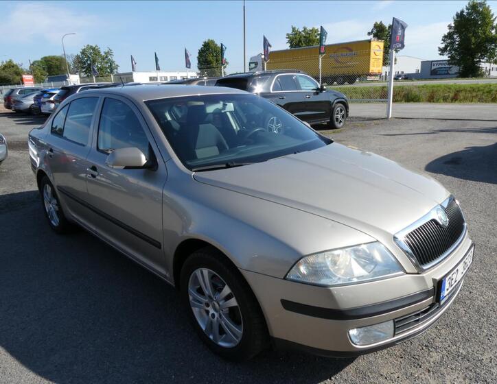 Škoda Octavia 1