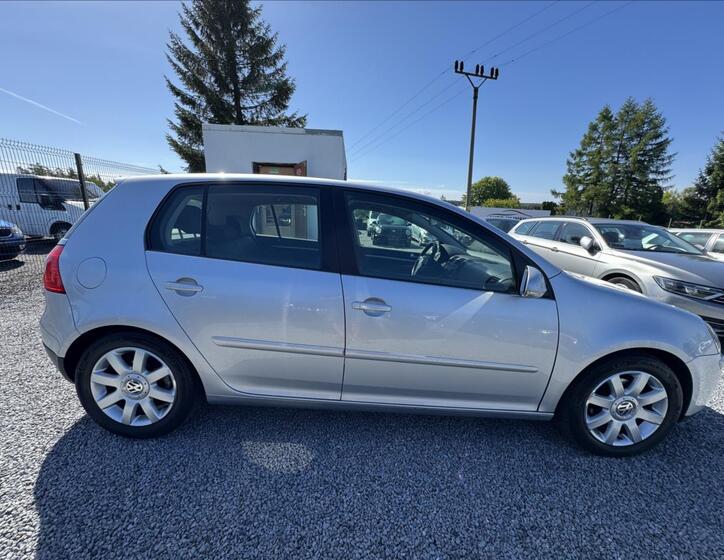 Volkswagen Golf 8