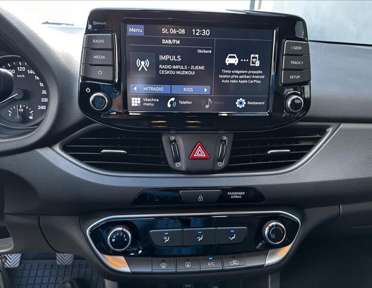Hyundai i30 16