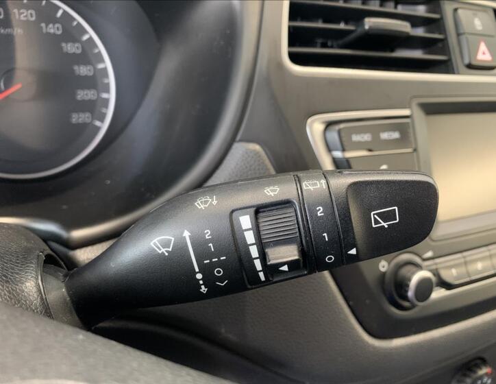 Hyundai i20 32