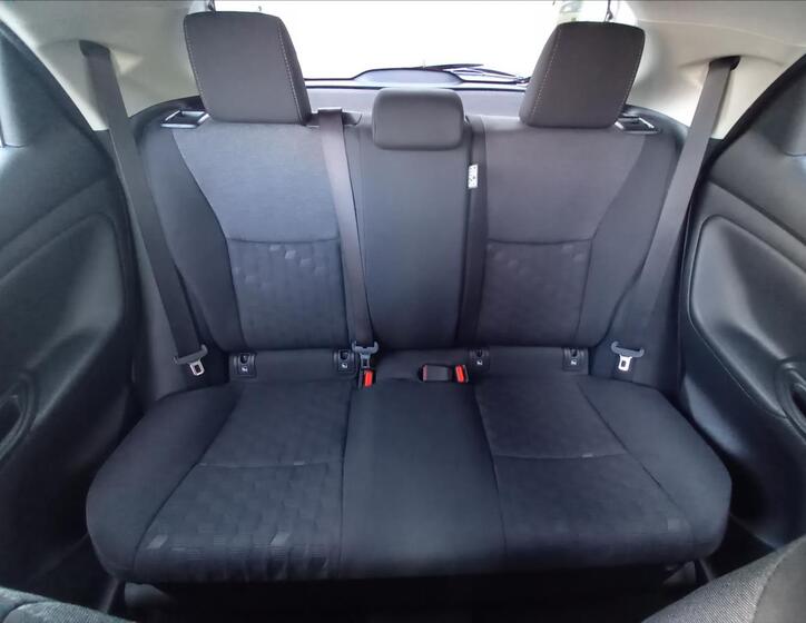Toyota Yaris 11