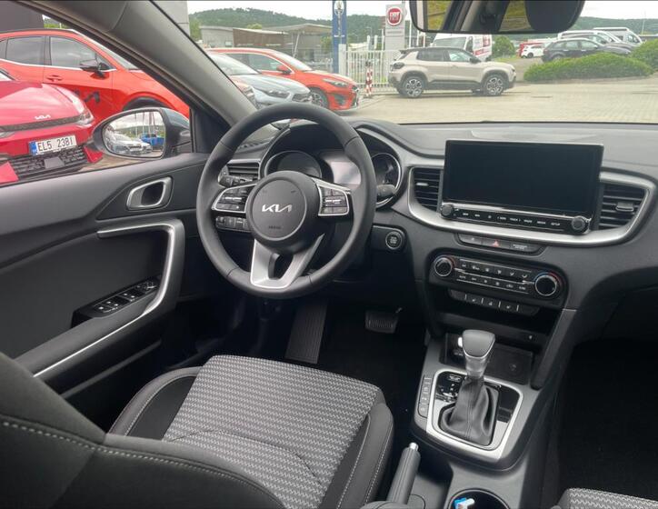 KIA Ceed 10