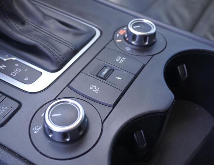 Volkswagen Touareg 13