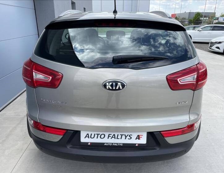 KIA Sportage 4