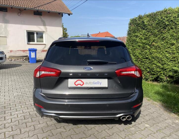Ford Focus 4