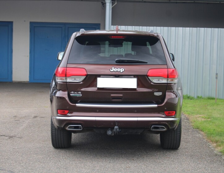 Jeep Grand Cherokee 6