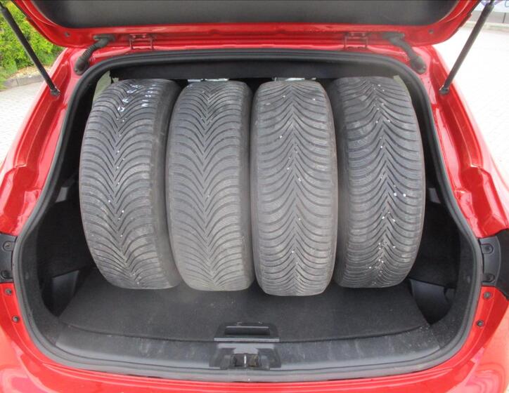 Nissan Qashqai 40