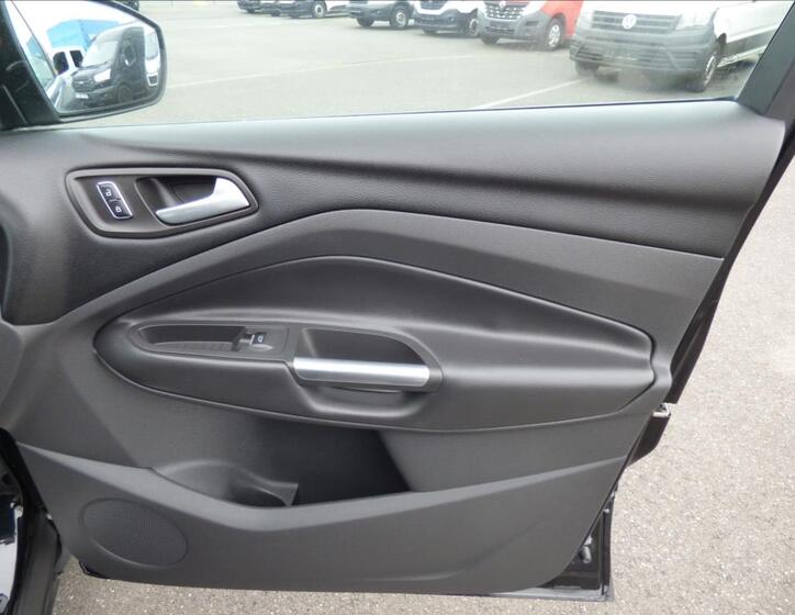Ford Kuga 45