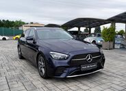 Mercedes-Benz Třídy E 8