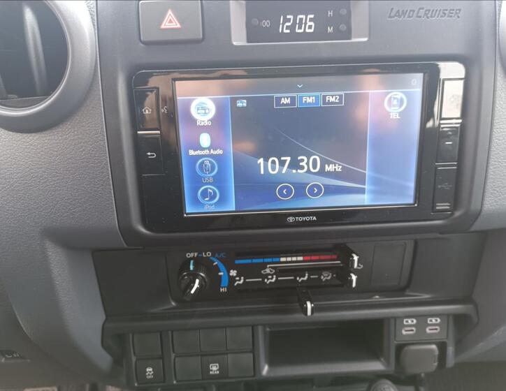 Toyota Land Cruiser 22