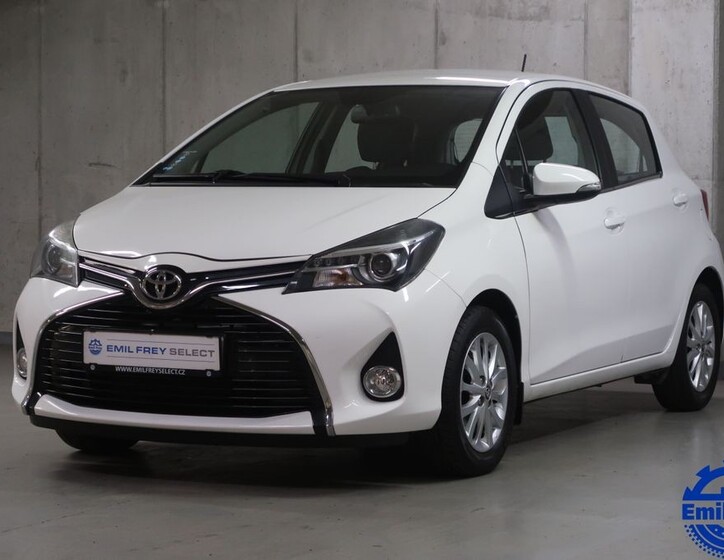 Toyota Yaris 1
