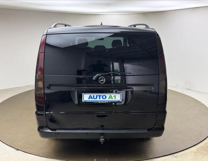 Mercedes-Benz Viano 5