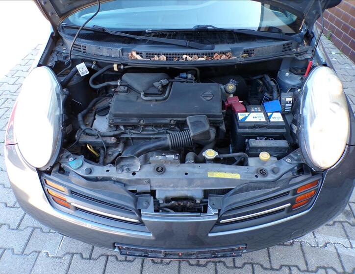 Nissan Micra 24