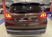 Peugeot 2008 4