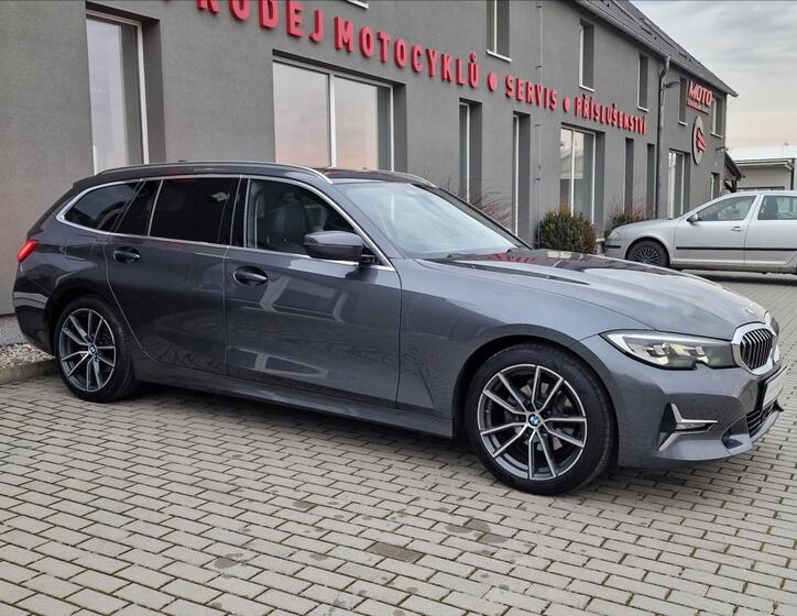 BMW Řada 3 2