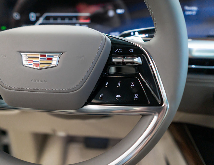 Cadillac Escalade 23