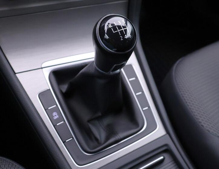 Volkswagen Golf 26