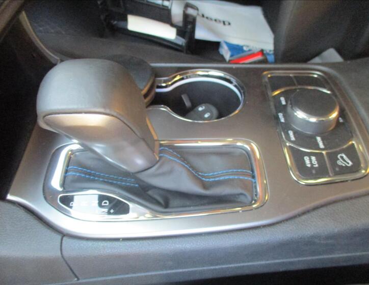 Jeep Grand Cherokee 10