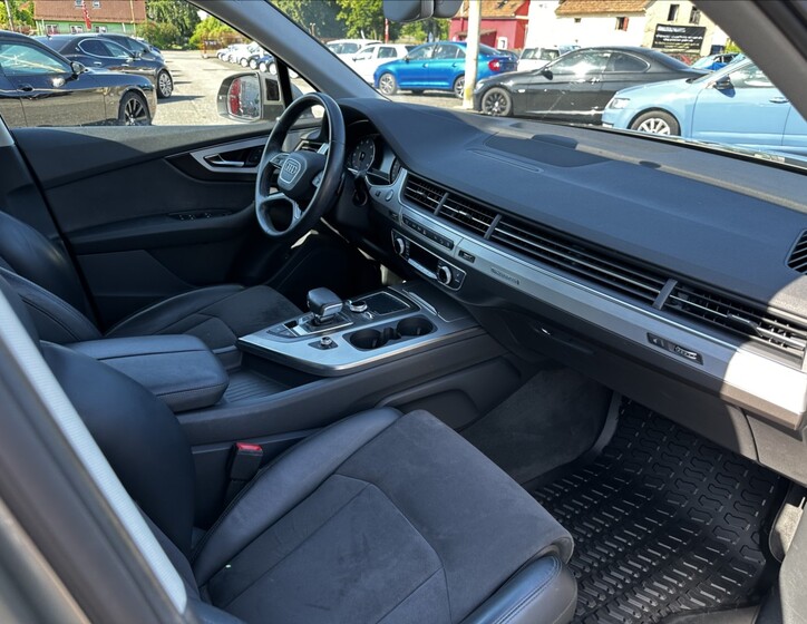 Audi Q7 20