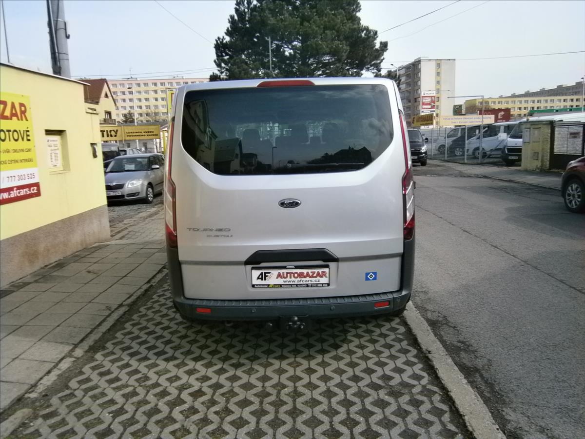 Ford Tourneo Custom