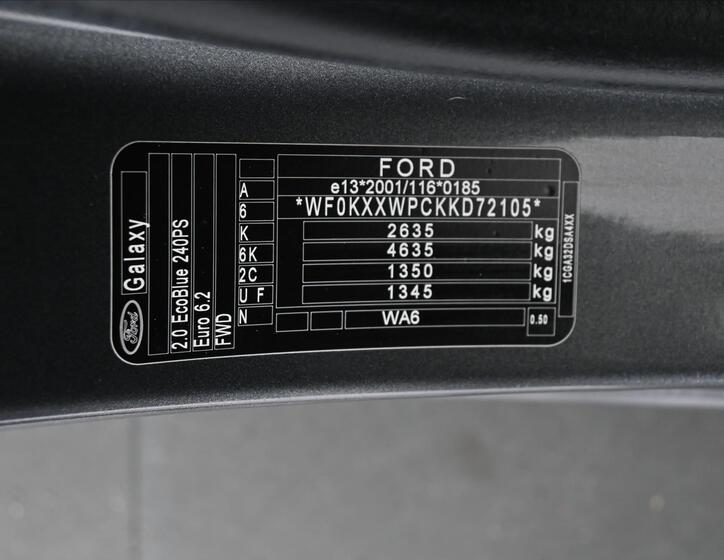 Ford Galaxy 9
