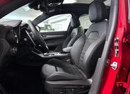 Alfa Romeo Stelvio 7